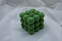 Load image into Gallery viewer, Malli